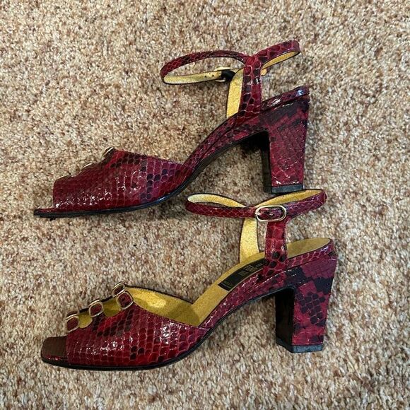Size 36 FENDI Snake Skin Heels Leather - Picture 8 of 9